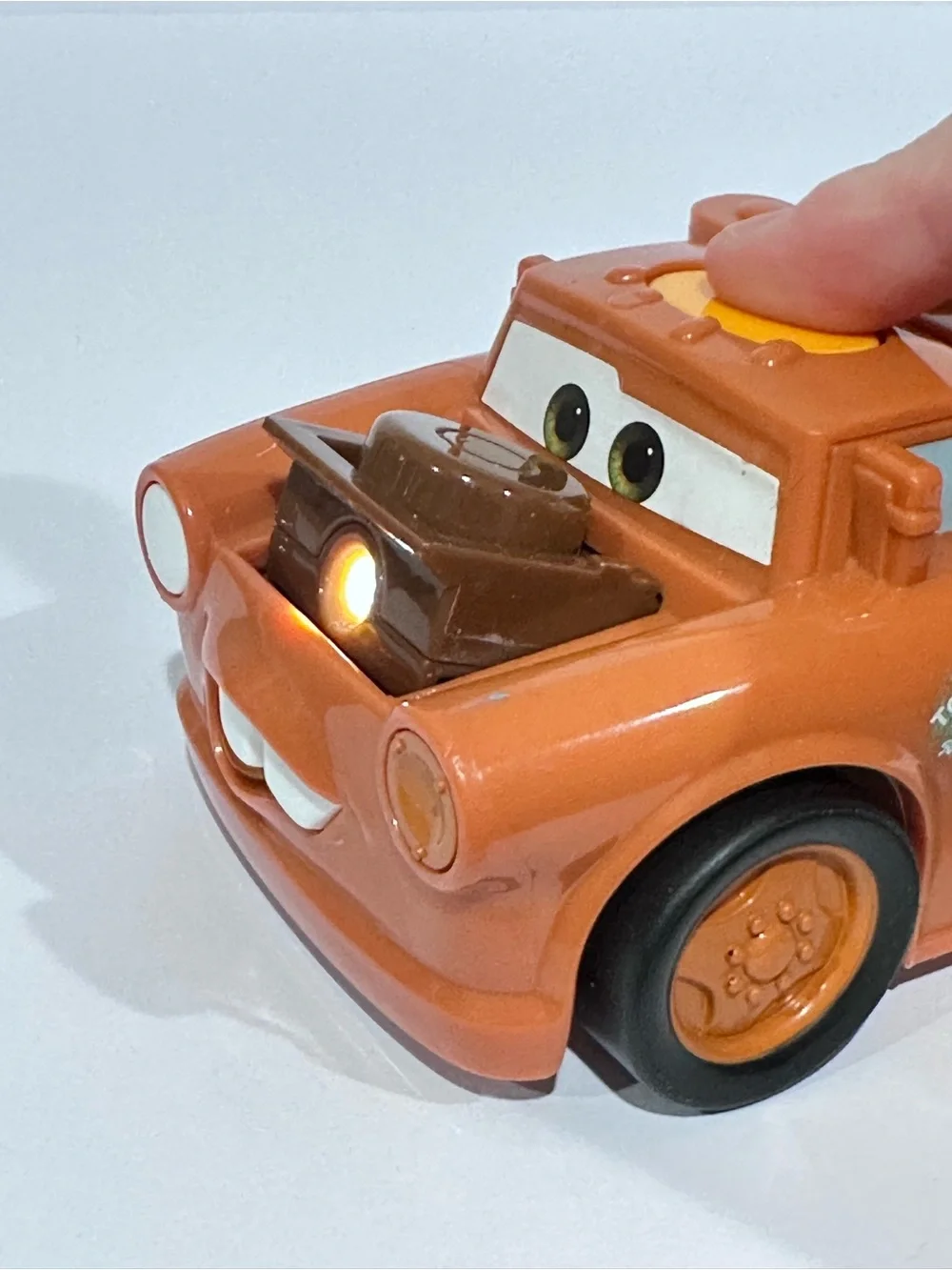 Fisher Price Disney Pixar Cars 2 Talking Flashlight Mater Truck